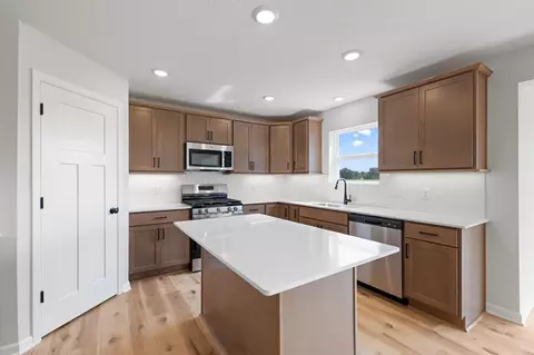 738 Prospect Pt, Jordan, MN 55352 photo 13