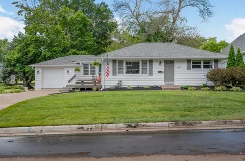 424 Tyler Ave S, Hopkins, MN 55343