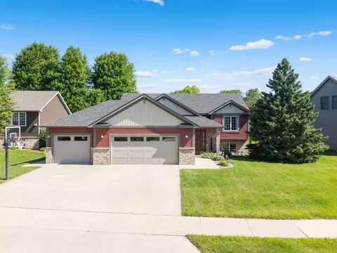 2544 Boulder Ridge Dr NW, Rochester, MN 55901