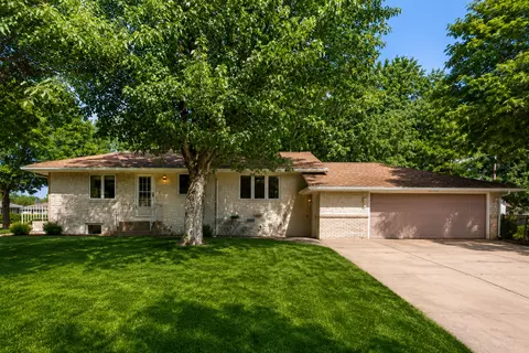 558 113th Ln NW, Coon Rapids, MN 55448