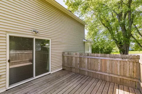 Exterior - 523 1st St, Duluth, MN 55810 photo 5 of 9