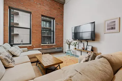 250 Park Ave #712, Minneapolis, MN 55415