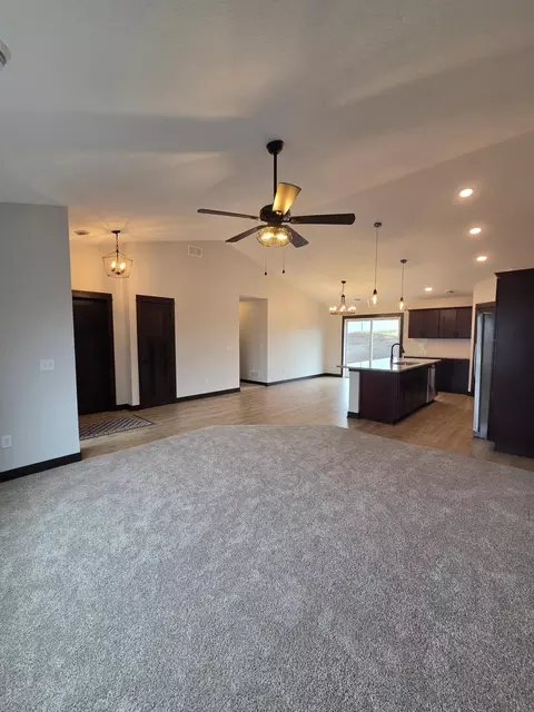 Living - 1110 Cullen St, Saint Peter, MN 56082 photo 2 of 2