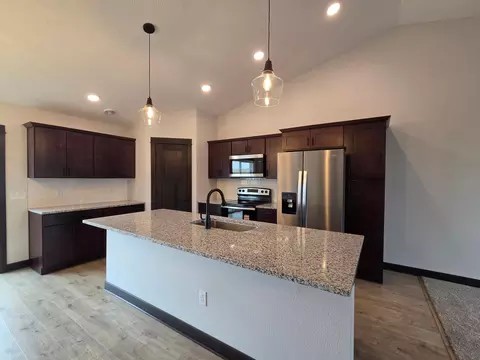 Kitchen - 1110 Cullen St, Saint Peter, MN 56082 photo 1 of 8
