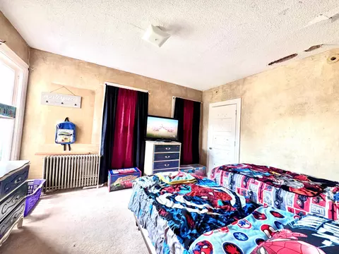 Bedroom - 9 2nd Ave SW, Faribault, MN 55021 photo 2 of 3