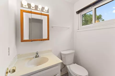Bath - 1491 Woodview Ave E, Eagan, MN 55122 photo 1 of 2