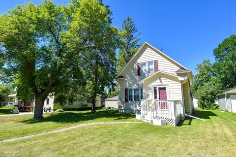 313 State Ave N, Thief River Falls, MN 56701