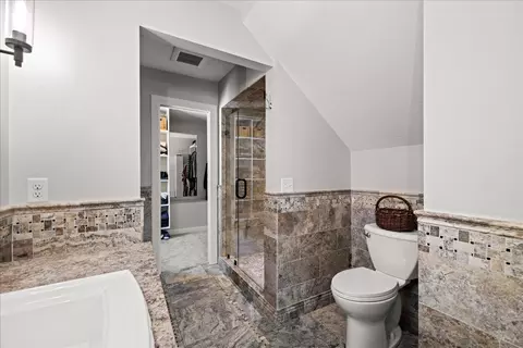 Bath - 612 Nelson Rd, Maple Plain, MN 55359 photo 4 of 10
