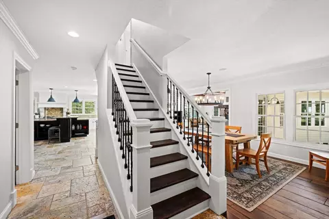 Entry Way - 612 Nelson Rd, Maple Plain, MN 55359 photo 2 of 12