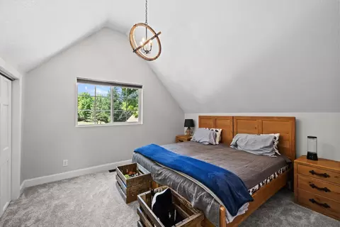 Bedroom - 612 Nelson Rd, Maple Plain, MN 55359 photo 6 of 7
