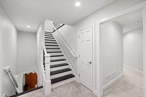 Entry Way - 612 Nelson Rd, Maple Plain, MN 55359 photo 9 of 12