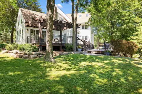 Exterior - 612 Nelson Rd, Maple Plain, MN 55359 photo 9 of 14