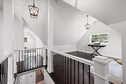 Entry Way - 612 Nelson Rd, Maple Plain, MN 55359 photo 4 of 12