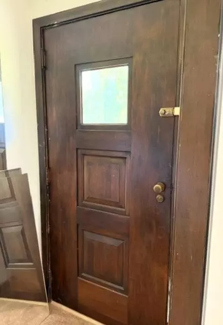 Entry Way - 830 6th St, Windom, MN 56101 photo 2 of 2