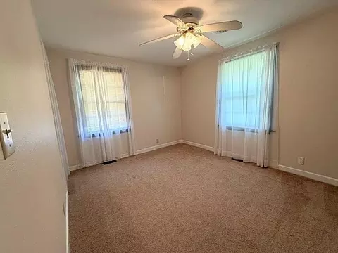 Bedroom - 830 6th St, Windom, MN 56101 photo 3 of 4