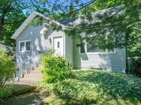 Exterior - 1319 Brainerd Ave, Duluth, MN 55811 photo 2 of 8