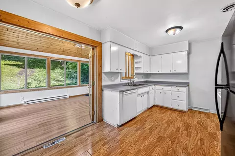 Kitchen - 1319 Brainerd Ave, Duluth, MN 55811 photo 1 of 3