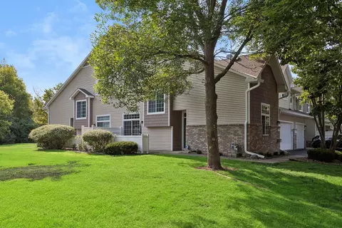 8367 Kimball Dr, Eden Prairie, MN 55347