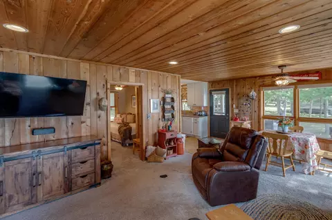 Living - 4814 Hiram Loop Rd NW, Hackensack, MN 56452 photo 5 of 6