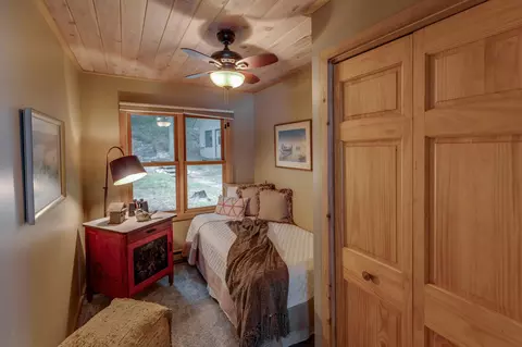 Bedroom - 4814 Hiram Loop Rd NW, Hackensack, MN 56452 photo 1 of 8