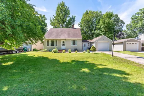 504 1st Ave SE, Pelican Rapids, MN 56572