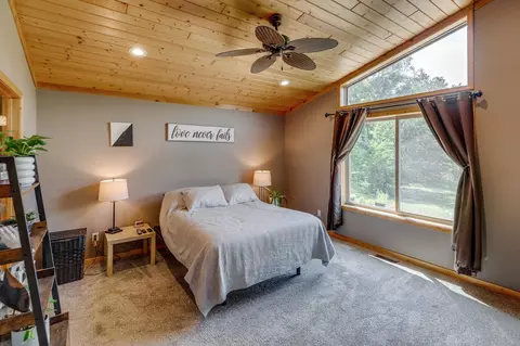 Bedroom - 28877 Todd Line Rd, Staples, MN 56479 photo 1 of 10