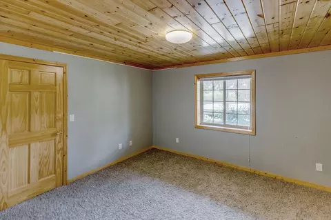 Bedroom - 28877 Todd Line Rd, Staples, MN 56479 photo 9 of 10