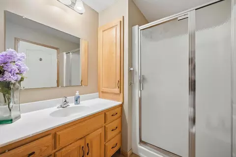 Bath - 1235 35th Ave N, Saint Cloud, MN 56303 photo 1 of 2