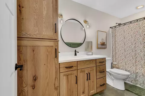 Bath - 3025 Nottingham Rd S, Saint Cloud, MN 56301 photo 4 of 4