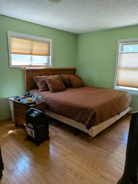 Bedroom - 3090 Alexander Ln, Mound, MN 55364 photo 2 of 2