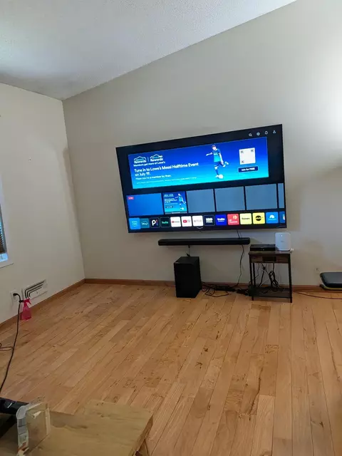 Living - 3090 Alexander Ln, Mound, MN 55364 photo 2 of 4