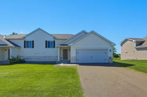 1111 Natalie Ave, Montrose, MN 55363