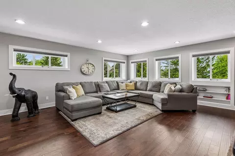 Living - 2900 Skyline Dr, Eagan, MN 55121 photo 2 of 5