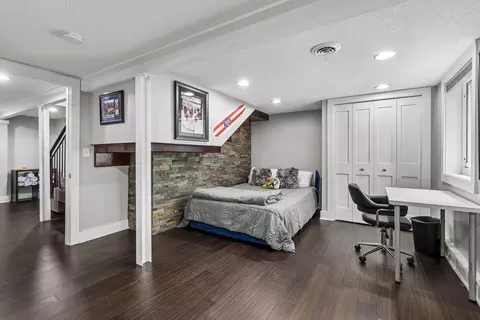 Bedroom - 2900 Skyline Dr, Eagan, MN 55121 photo 7 of 7