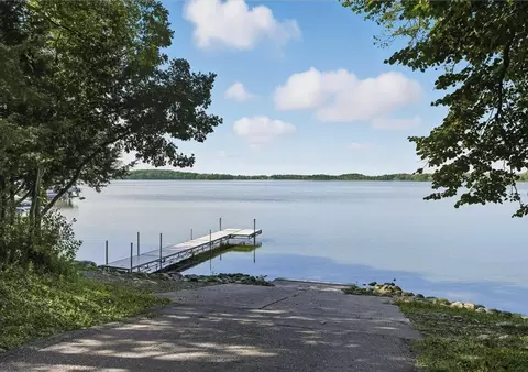 View/Area - 4525 Walnut St, Maple Plain, MN 55359 photo 3 of 4