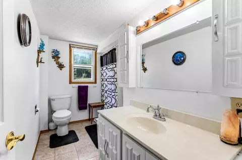 Bath - 4525 Walnut St, Maple Plain, MN 55359 photo 1 of 2