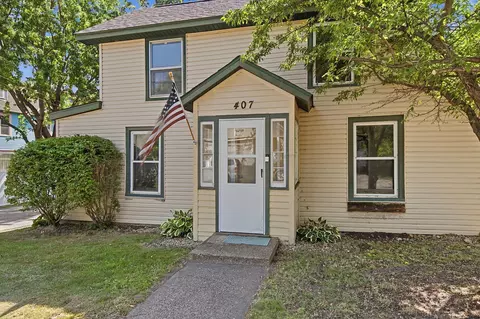 407 Tyler St, Hastings, MN 55033