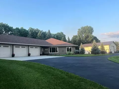 Exterior - 3807 N Eagle Rd, Willmar, MN 56201 photo 16 of 26