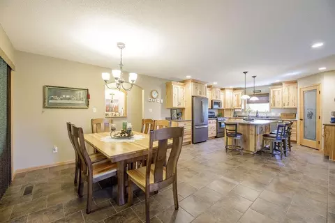 Dining - 3807 N Eagle Rd, Willmar, MN 56201 photo 2 of 4
