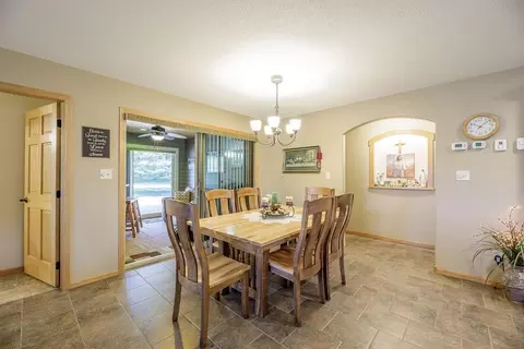 Dining - 3807 N Eagle Rd, Willmar, MN 56201 photo 4 of 4