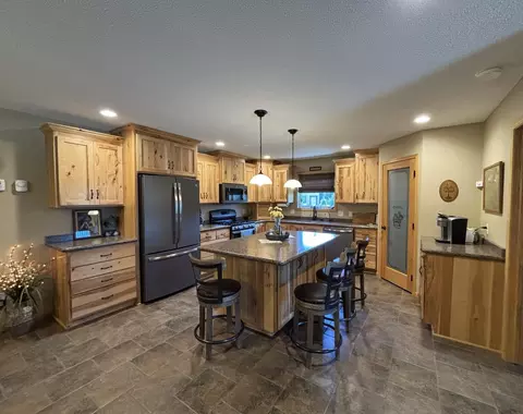 Kitchen - 3807 N Eagle Rd, Willmar, MN 56201 photo 3 of 6