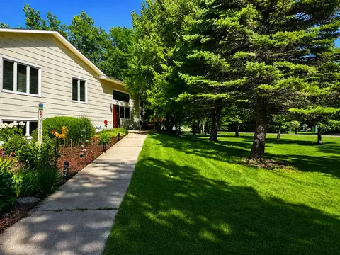 8331 Red Pine Cir, Baxter, MN 56425 photo 6