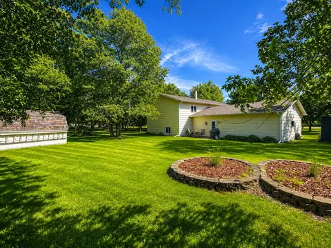 8331 Red Pine Cir, Baxter, MN 56425 photo 11