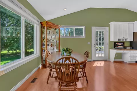 Dining - 7585 12th St NW, Willmar, MN 56201 photo 3 of 4