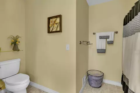 Bath - 7585 12th St NW, Willmar, MN 56201 photo 3 of 5