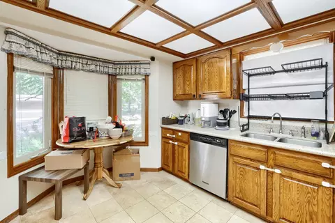 Kitchen - 11809 Edgewood Ave N, Champlin, MN 55316 photo 4 of 4