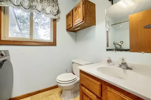 Bath - 11809 Edgewood Ave N, Champlin, MN 55316 photo 3 of 3