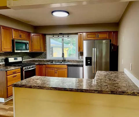 Kitchen - 4333 Rahn Rd, Eagan, MN 55122 photo 3 of 3