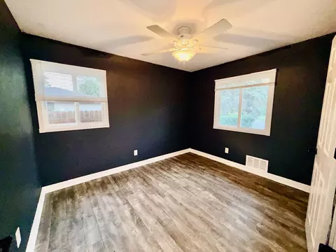 Bedroom - 4333 Rahn Rd, Eagan, MN 55122 photo 3 of 4