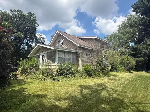 2119 Eldridge Ave E, North Saint Paul, MN 55109